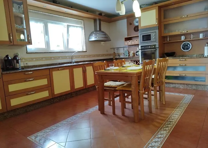 Spacious In With Sea View Appartement